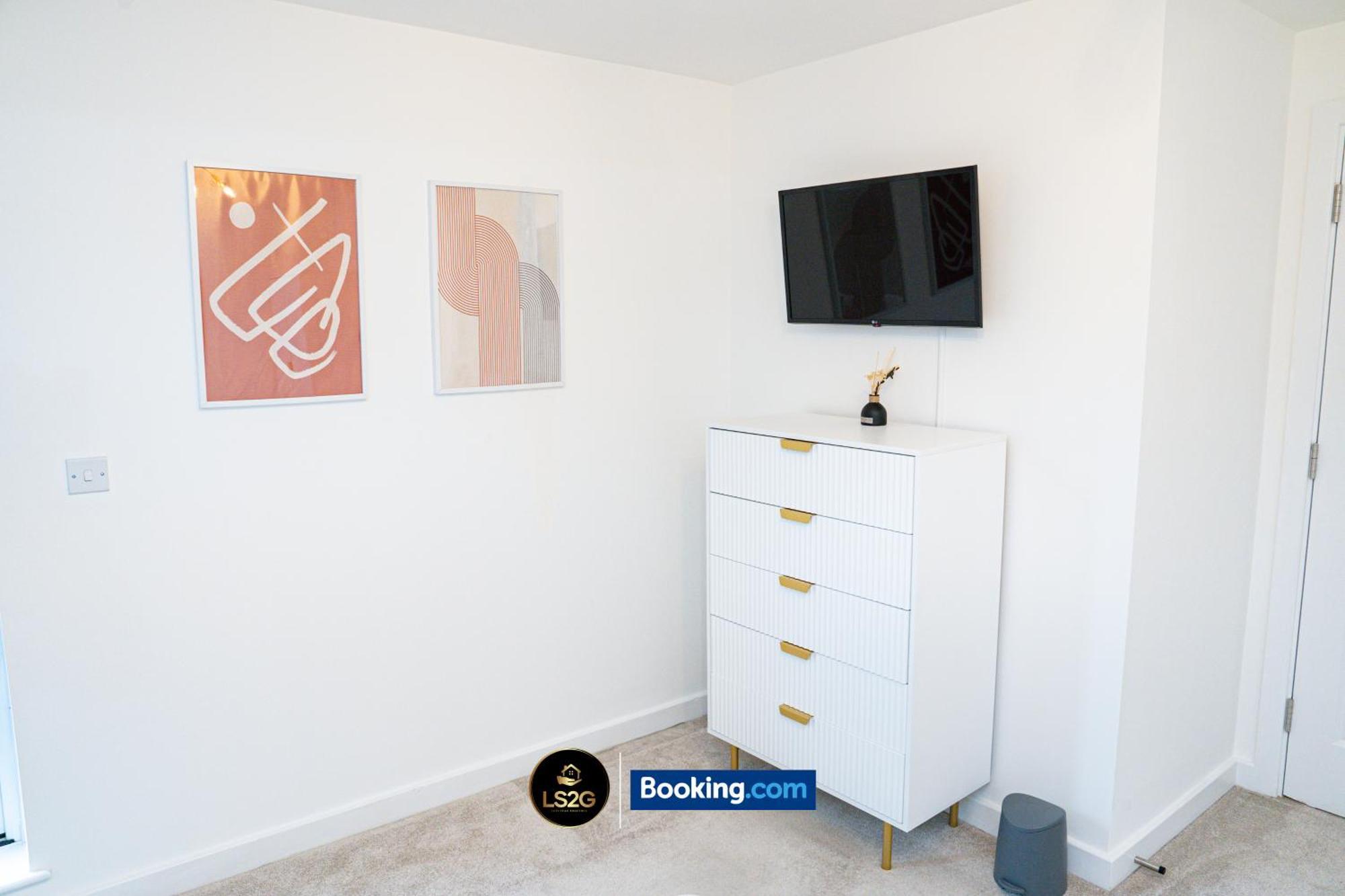 Cosy 1 Bedroom By Ls2g Short Lets & Serviced Greater With Free Wifi Apartment *